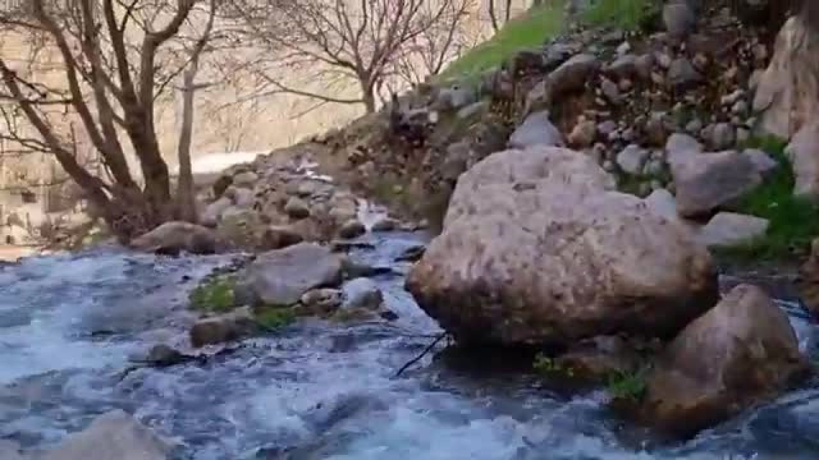 ⁣آبشار شیوند دهدز