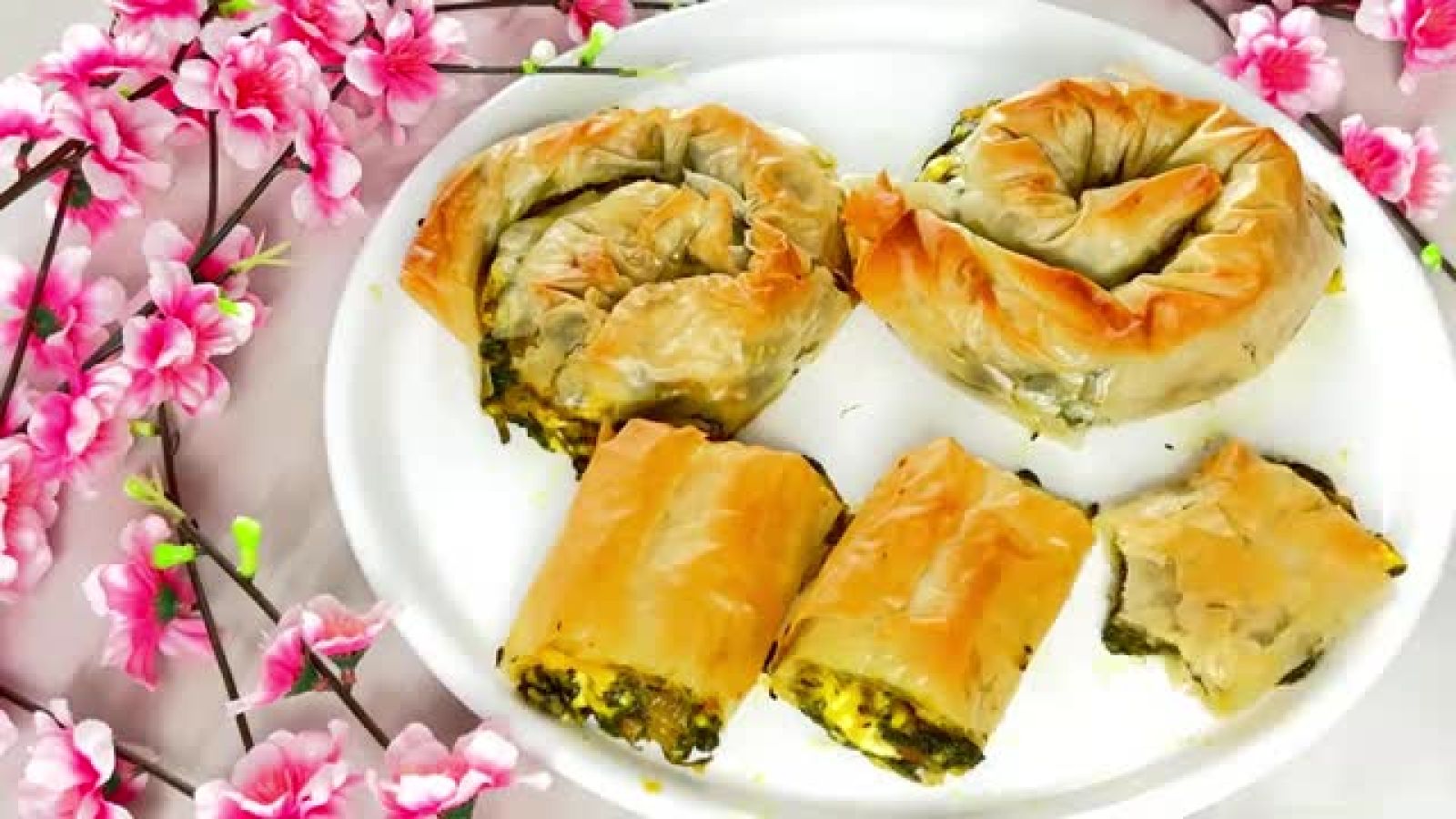 طرز تهیه ی پیش غذا با اسفناج و پنیر