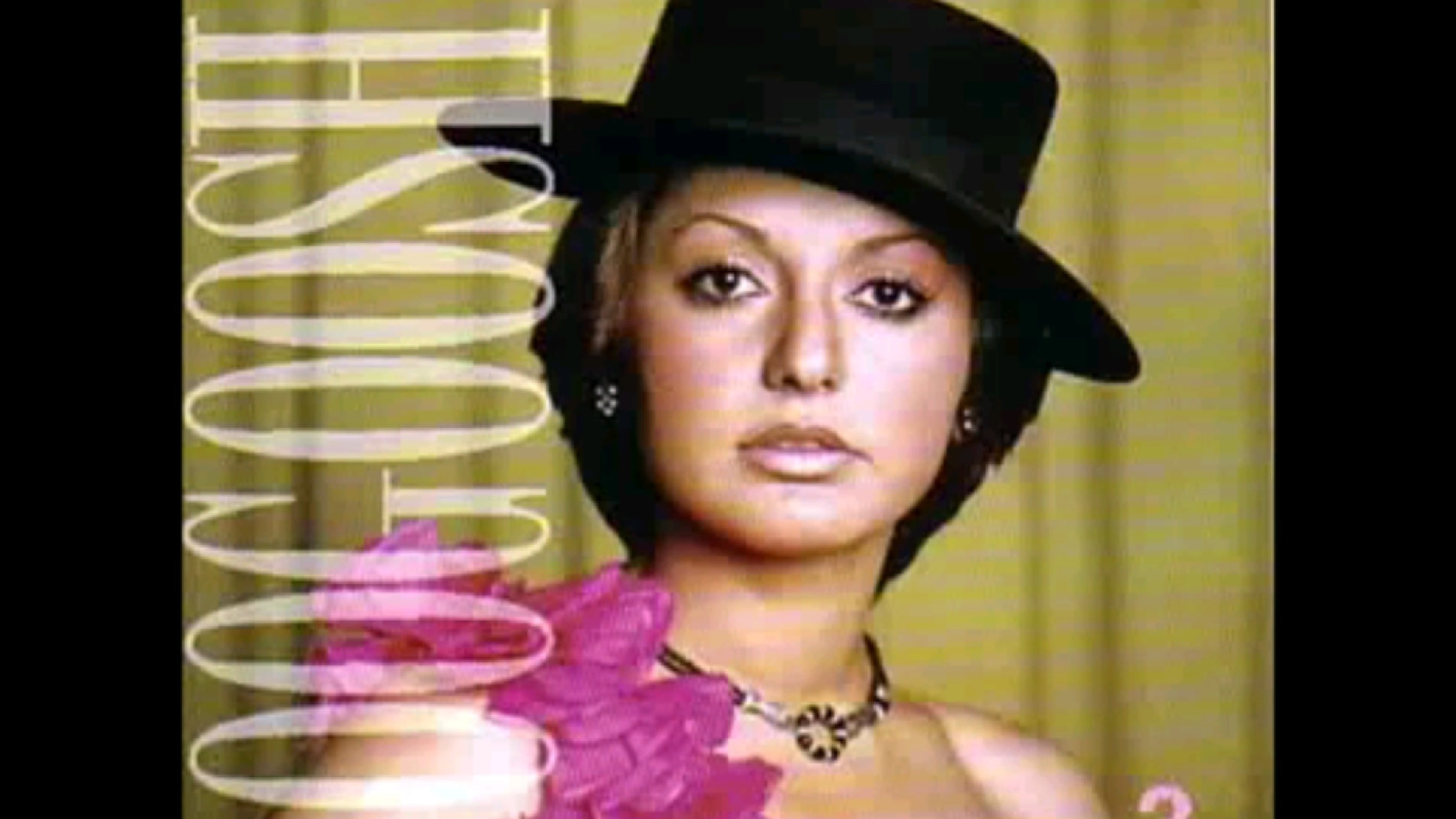 Googoosh - Gharibe Ashena _ گوگوش - غریب آشنا